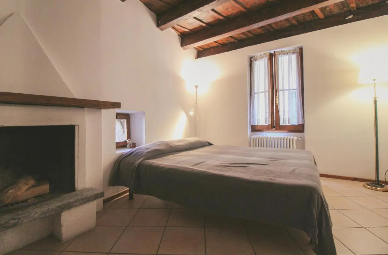 Appartamento Rivetta Di Rezzonico San Siro  Ferienhaus