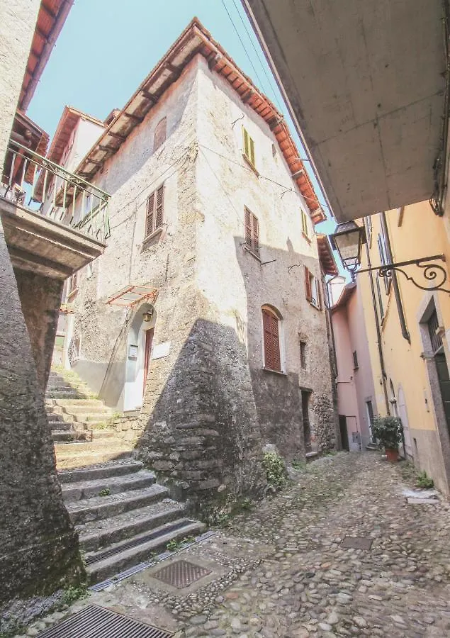 Ferienhaus Appartamento Rivetta Di Rezzonico San Siro