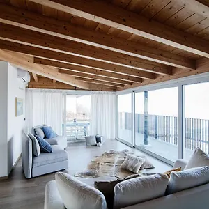 White Attic - By Myhomeincomo Camnago Volta